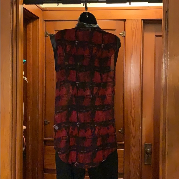 Shirt - Picture 3 of 3